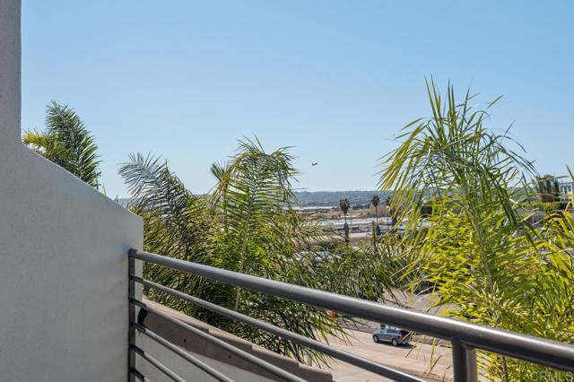 3519 Andrews Street, San Diego CA: https://media.crmls.org/mediaz/cac21bfc-e257-44e5-a997-46ca759ccfc1.jpg