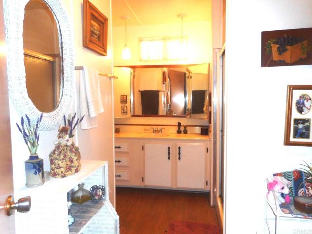 Detail Gallery Image 15 of 27 For 2300 E Valley #84,  Escondido,  CA 92027 - 2 Beds | 2 Baths