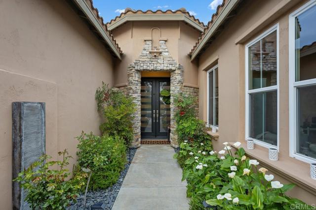 2409 Andersen Lane, Vista CA: https://media.crmls.org/mediaz/cac350e1-92f2-4b4f-8e51-5a9e3003e8a5.jpg