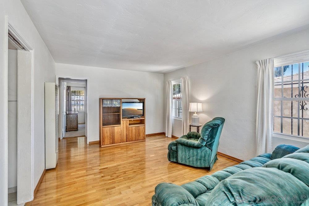 6343 Jeff St - photo 5