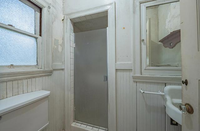 4705 Crystal Street, Capitola CA: https://media.crmls.org/mediaz/cac575fa-df70-4b75-b94b-eff06696c161.jpg