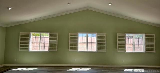 1095 Stillwell Ave, San Diego CA: https://media.crmls.org/mediaz/cac627f7-ac8c-4273-a26a-d856162768f5.jpg