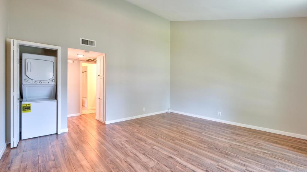 1811 E Grand Avenue - photo 7