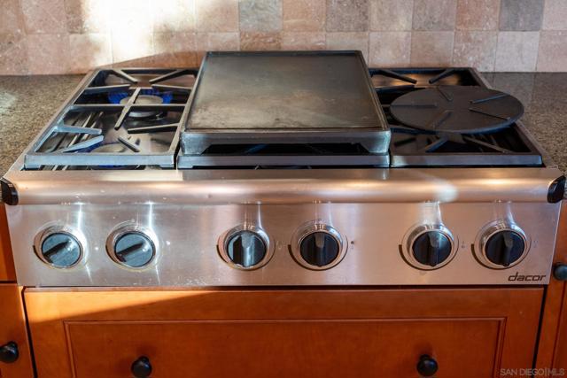 14036 TIERRA BONITA ROAD, Poway CA: https://media.crmls.org/mediaz/cac8c24d-9c43-4363-b55a-76268dbebe3a.jpg