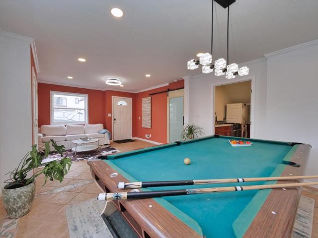 3000 56th Avenue, Oakland CA: https://media.crmls.org/mediaz/cac99195-db5c-4a57-84bf-cc3f43d6207a.jpg