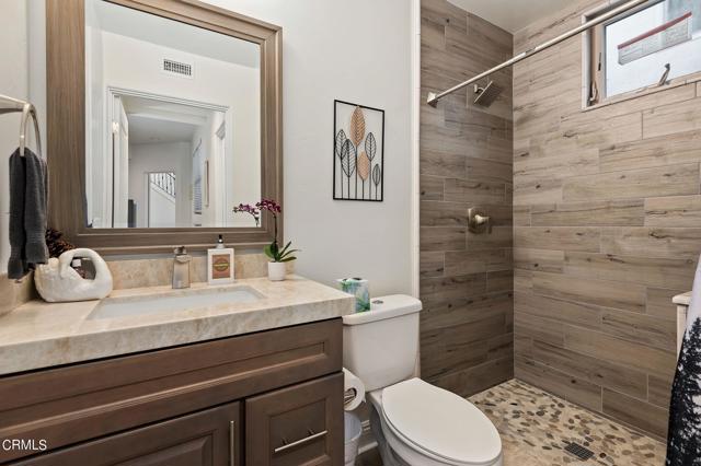 Image 32 of 48 For 5306 Sandpiper Way