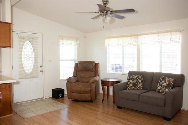 55 San Juan Grade Road, Salinas CA: https://media.crmls.org/mediaz/cacbc53e-52dd-456d-b99c-bb1e214d43db.jpg