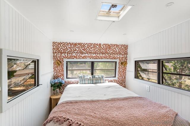 18940 Littlefield Lane, Valley Center CA: https://media.crmls.org/mediaz/cacd152f-ff54-4972-98d2-597893350f16.jpg