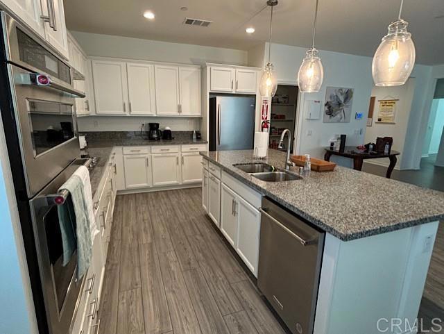 Detail Gallery Image 11 of 53 For 32826 Birchall Ct, Winchester,  CA 92596 - – Beds | – Baths