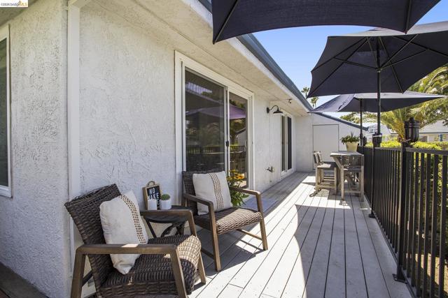 1550 Trawler St, Discovery Bay CA: https://media.crmls.org/mediaz/cacd751c-9db5-47b7-b1b1-d9e08aa826f0.jpg