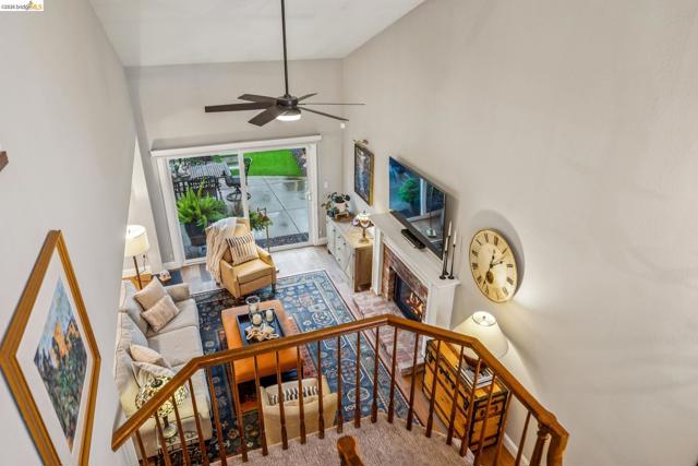 2090 Shady Creek Pl., Danville CA: https://media.crmls.org/mediaz/cacd777f-4336-4998-af26-7ec0c1c64025.jpg