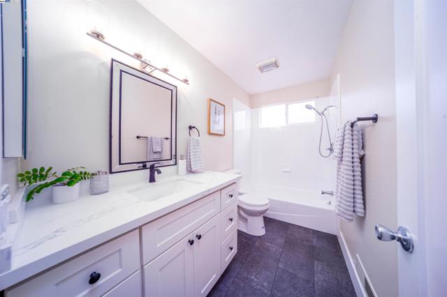 35459 Galen Pl, Fremont CA: https://media.crmls.org/mediaz/cacdb944-f15d-4c7c-90e2-02b0557c0156.jpg