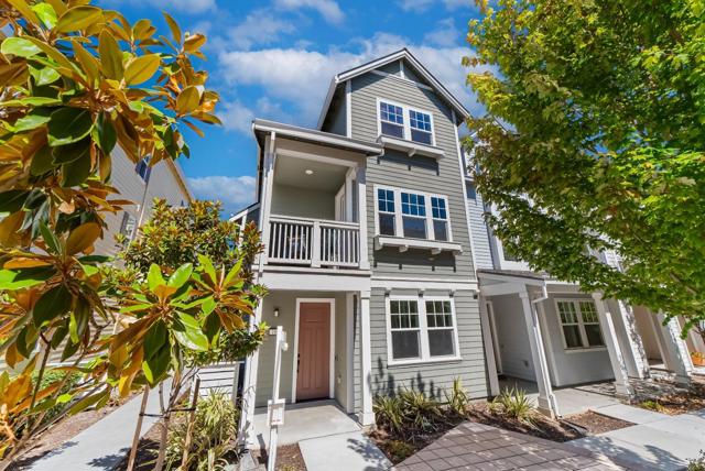 119 Orbit Way, Mountain View CA: https://media.crmls.org/mediaz/cacdc7b4-b101-41b5-8329-292773e95d3c.jpg