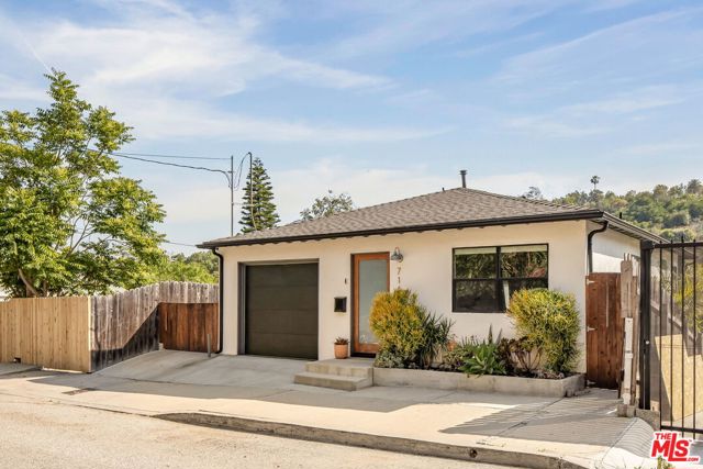 716 Academy Road, Los Angeles CA: https://media.crmls.org/mediaz/cace1d6d-e39a-461f-bf80-788c651c389e.jpg