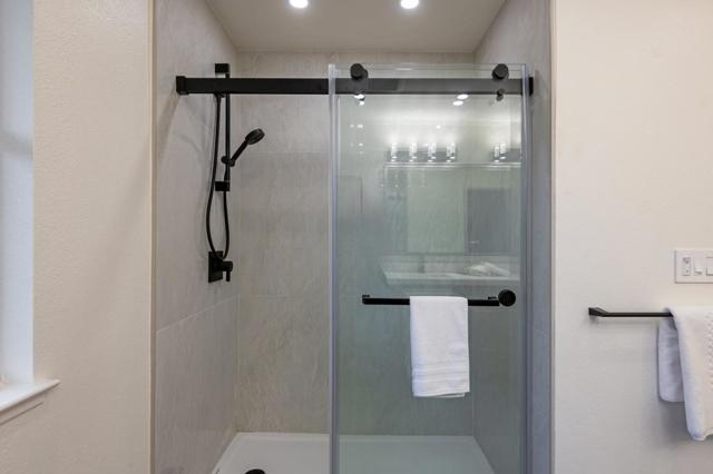 18 Ryan Court, Stanford CA: https://media.crmls.org/mediaz/cacf430f-737a-4f4c-8bf9-bf72285f670c.jpg