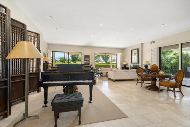 26 Stanford Drive, Rancho Mirage CA: https://media.crmls.org/mediaz/cacfcff1-6e5b-48ce-90e7-94c4d9aaab83.jpg