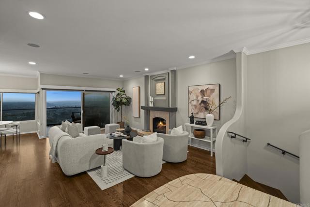 5968 Caminito De La Taza, San Diego CA: https://media.crmls.org/mediaz/cad0378a-27ae-4442-907c-282728006b8d.jpg