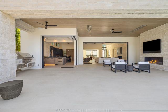 53603 Via Mallorca, La Quinta CA: https://media.crmls.org/mediaz/cad05ea6-9df7-4b9d-9e63-f7e9b6132b9e.jpg