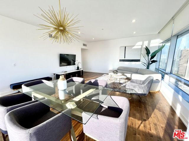 900 W Olympic Boulevard, Los Angeles CA: https://media.crmls.org/mediaz/cad0739a-a4aa-4340-bde7-bf3595bad701.jpg