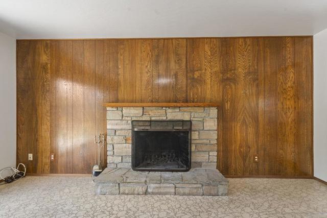 1500 Sunset Drive, Hollister CA: https://media.crmls.org/mediaz/cad1d5cf-1d76-480f-a860-1061270540c6.jpg