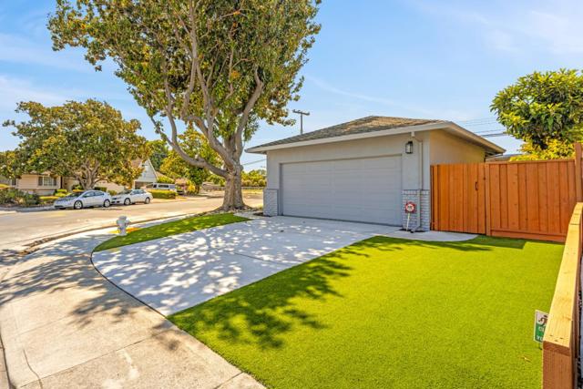 666 Fairlane Avenue, Santa Clara CA: https://media.crmls.org/mediaz/cad2b1da-5101-4fb4-90a5-3253cb6243f1.jpg
