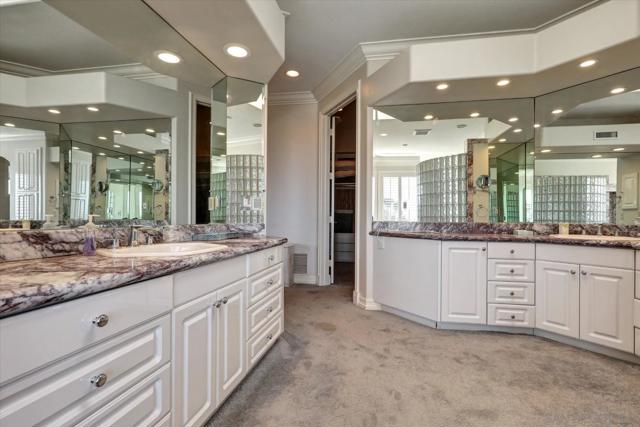 6727 Cavite Ct., San Diego CA: https://media.crmls.org/mediaz/cad2e1b0-323f-46e8-babe-155024f08b9b.jpg
