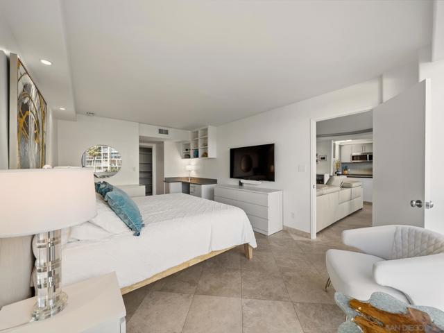 Image 21 of 69 For 1760 Avenida Del Mundo  #101 & #11