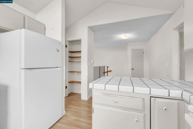 116 Falmouth Ct, Aptos CA: https://media.crmls.org/mediaz/cad3f8da-a822-4cc0-b1a9-364efb2cb82e.jpg