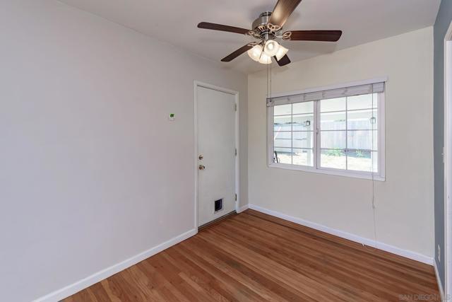 3551 Trophy Dr, La Mesa CA: https://media.crmls.org/mediaz/cad462ab-a19c-44ef-bceb-769b7e9938d6.jpg