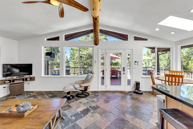 Image 3 of 60 For 25275 Norwood Drive