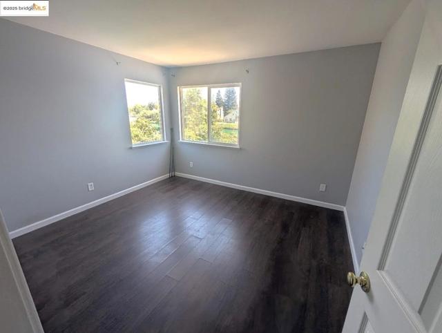 4958 Bay View CIR, Stockton CA: https://media.crmls.org/mediaz/cad5f7d9-726f-4c12-95cb-81b661a25794.jpg