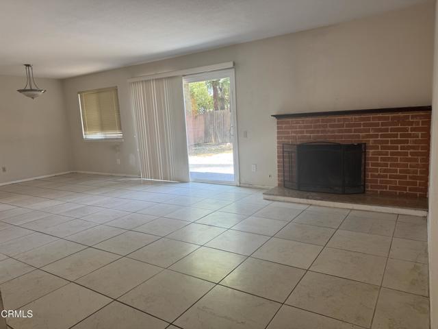 8223 Tiara Street, Ventura CA: https://media.crmls.org/mediaz/cad632fa-c06e-4067-b4b8-73775665ad03.jpg