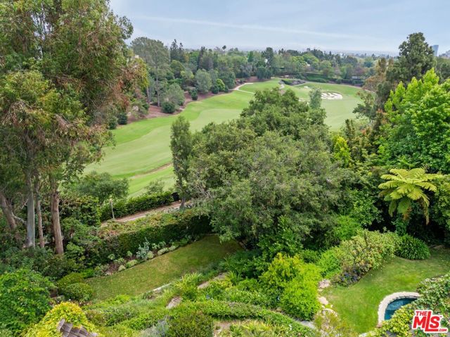 616 Perugia Way, Los Angeles CA: https://media.crmls.org/mediaz/cad7871b-482a-4211-90d6-c0d8876da094.jpg