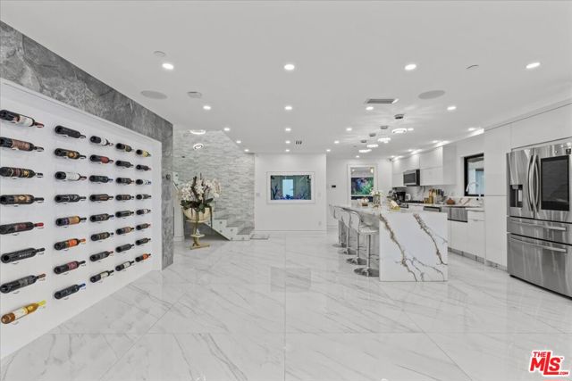 8600 Farralone Avenue, West Hills CA: https://media.crmls.org/mediaz/cad78fa5-a432-4612-a3ef-f9d3dd0c1d26.jpg