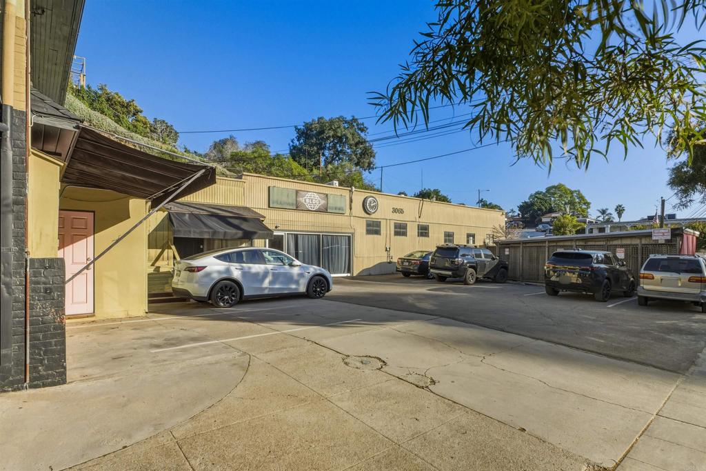 3065 Reynard Way - photo 9