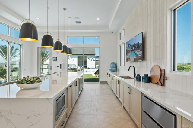 Detail Gallery Image 9 of 64 For 2020 Calle Trebon #2,  Chula Vista,  CA 91913 - 1 Beds | 1/1 Baths