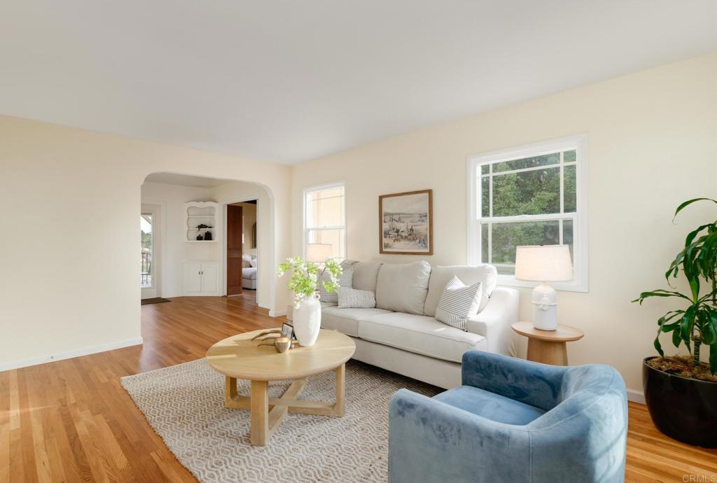 4365 Aragon Way - photo 2