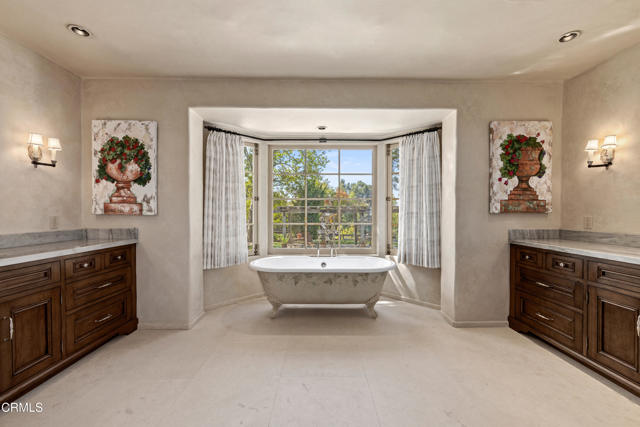 Detail Gallery Image 19 of 75 For 3325 Figueroa Mountain Rd, Los Olivos,  CA 93441 - 3 Beds | 3/2 Baths