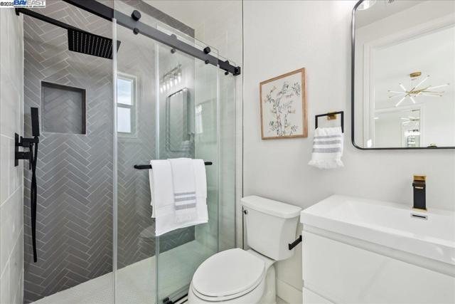 Image 41 of 60 For 2890 Sable Oaks Way