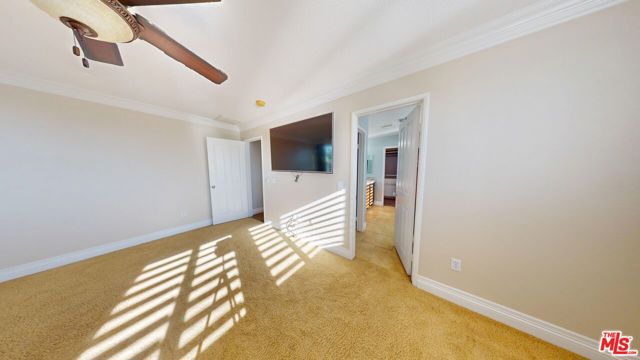 19320 Carranza Lane, Santa Clarita CA: https://media.crmls.org/mediaz/cada21f0-06f6-40a9-b422-d29a66b489d0.jpg
