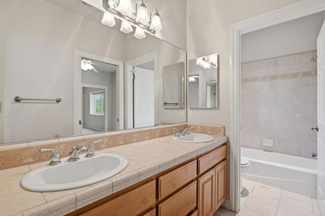 Detail Gallery Image 40 of 74 For 2596 Green Canyon Rd, Fallbrook,  CA 92028 - 4 Beds | 2/1 Baths