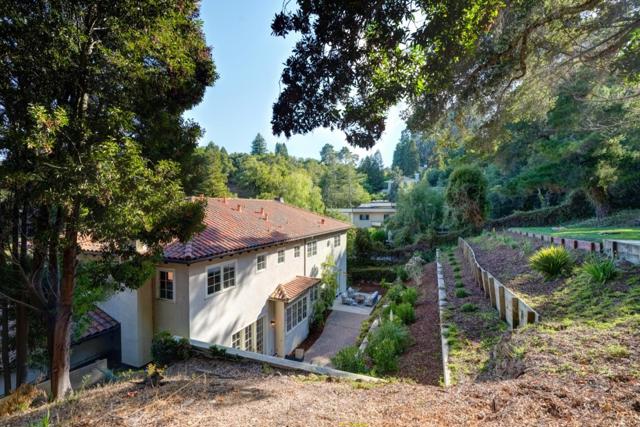 2855 Churchill Drive, Hillsborough CA: https://media.crmls.org/mediaz/cadb87c3-c383-4fe7-a08d-b2f3946e8903.jpg
