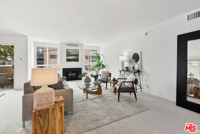 1221 North Kings Road, 305 photo 6