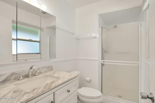 624 Montgomery Avenue, Ventura CA: https://media.crmls.org/mediaz/cadc0f19-01fc-4752-8317-a26e98f5d908.jpg