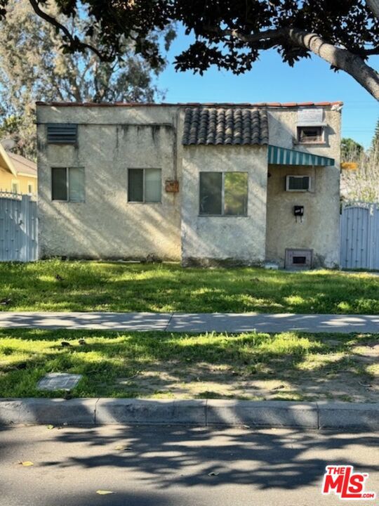 3464 Garden Ave, Los Angeles, CA 90039