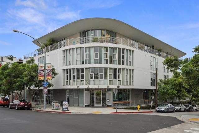 3788 Park Blvd, San Diego CA: https://media.crmls.org/mediaz/cadcfd3f-8beb-4427-88c2-02867b9e3c26.jpg