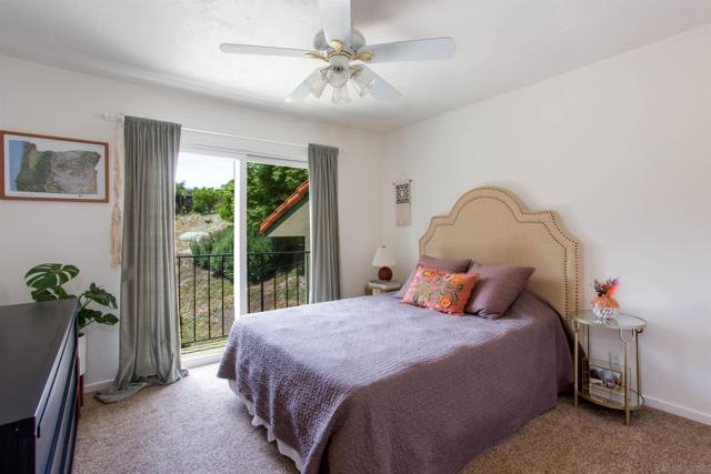 28628 Mountain Meadow Rd, Escondido CA: https://media.crmls.org/mediaz/cadd0a74-fb16-42d5-9da6-89765c034a3e.jpg