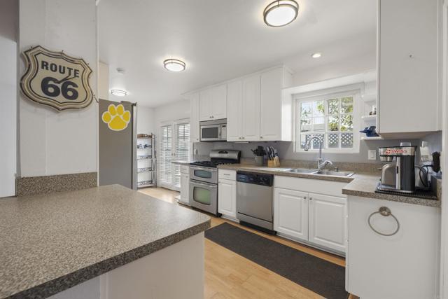Detail Gallery Image 8 of 24 For 3168 Florine Drive, Lemon Grove,  CA 91945 - 5 Beds | 3 Baths