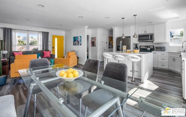 3784 E Calle San Raphael, Palm Springs CA: https://media.crmls.org/mediaz/caddf6e2-0057-48fe-a5d8-5e51f4bace00.jpg