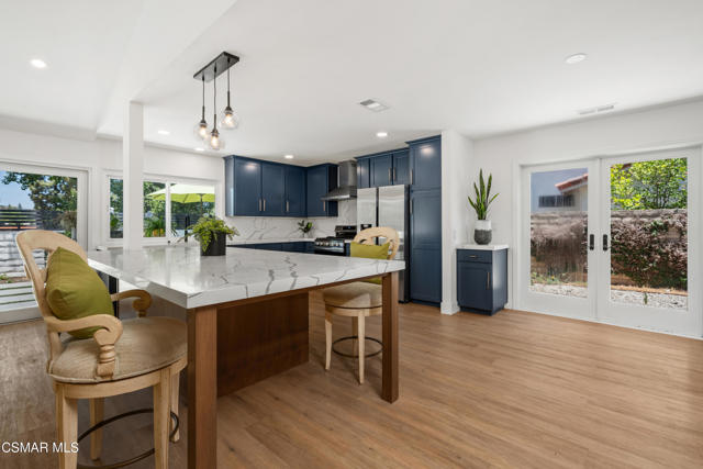 2257 Glastonbury Road, Westlake Village CA: https://media.crmls.org/mediaz/cade162a-dcfa-4bcd-9082-25f31de9dc2e.jpg